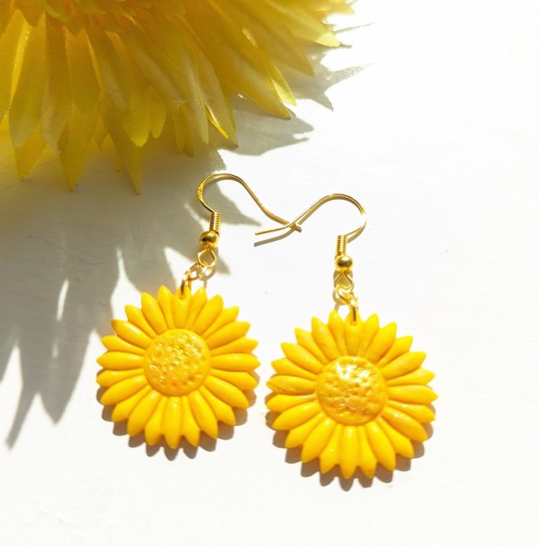 Sunflower Earrings - Fun and bright sunflower earrings, perfect summer holiday wear